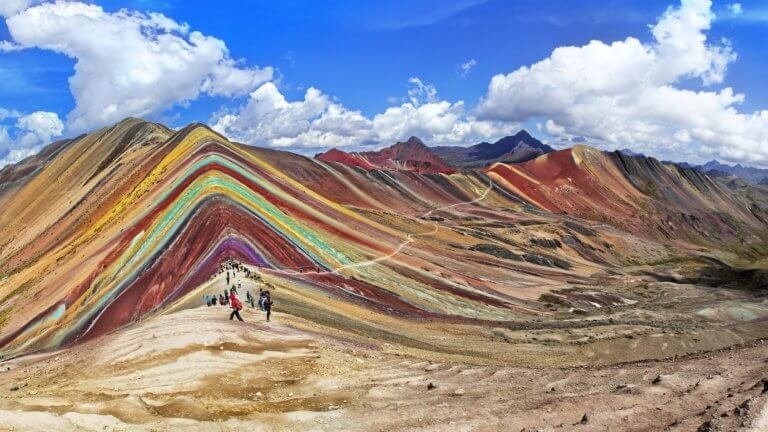 Montana de colores Vinicunca Perú viajeros Argentinos