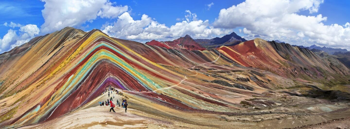 Montana de colores Vinicunca Perú viajeros Argentinos
